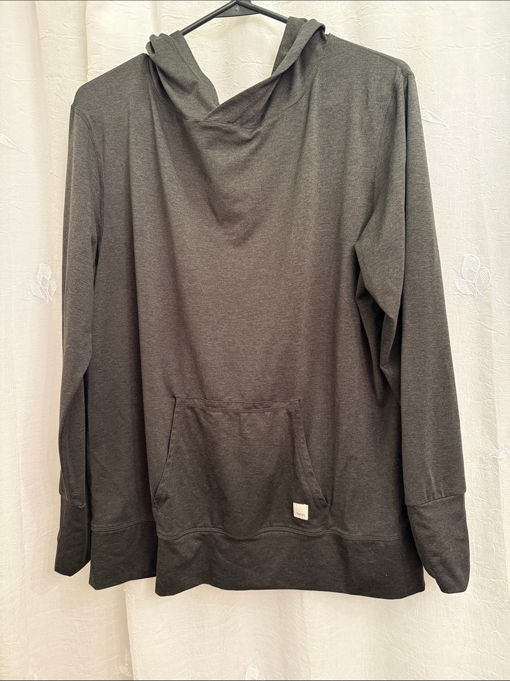 Vuori Women’s Hooded Pullover - Charcoal Gray